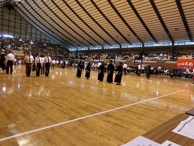 県下少年剣道大会に参加しました